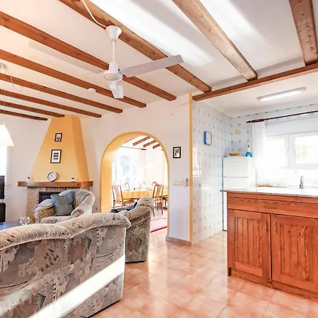 Jose - Three Bedroom With Private Pool - By Villamar Villa *