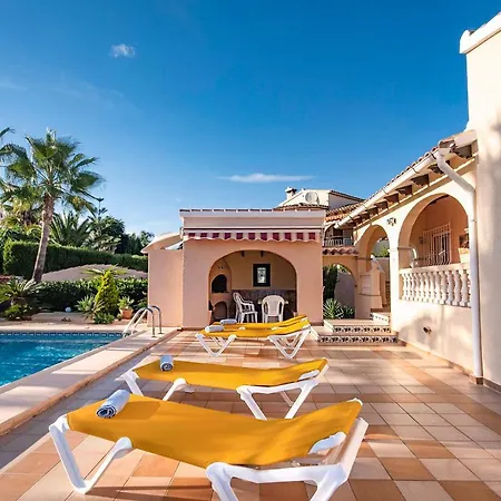 Jose - Three Bedroom With Private Pool - By Villamar Benissa