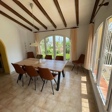 Jose - Three Bedroom With Private Pool - By Villamar Villa Benissa
