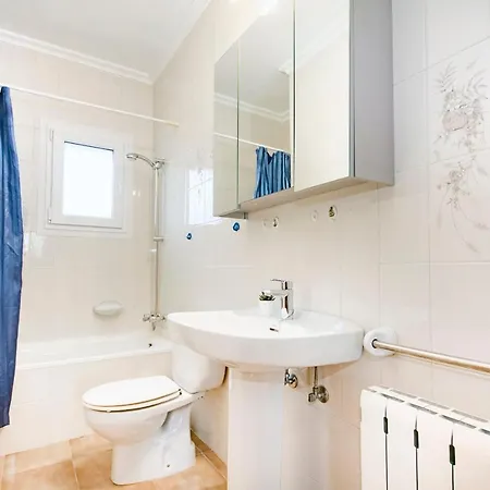 Jose - Three Bedroom With Private Pool - By Villamar